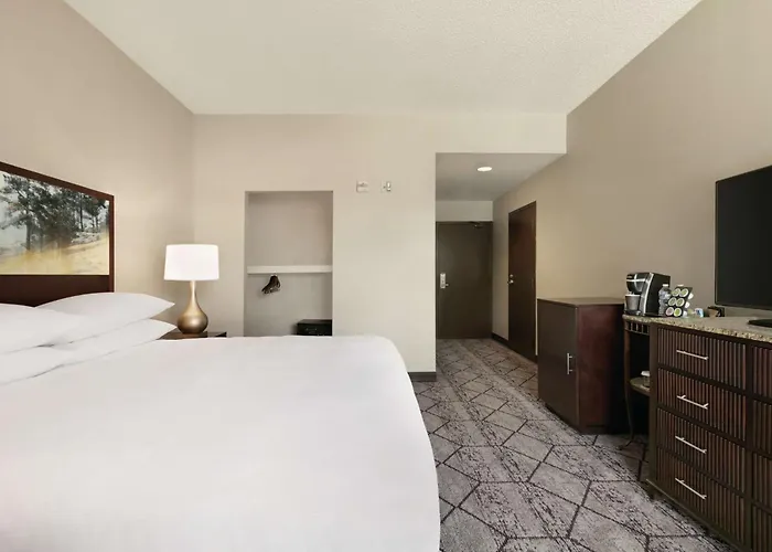 Doubletree By Hilton Atlanta Northeast/Northlake