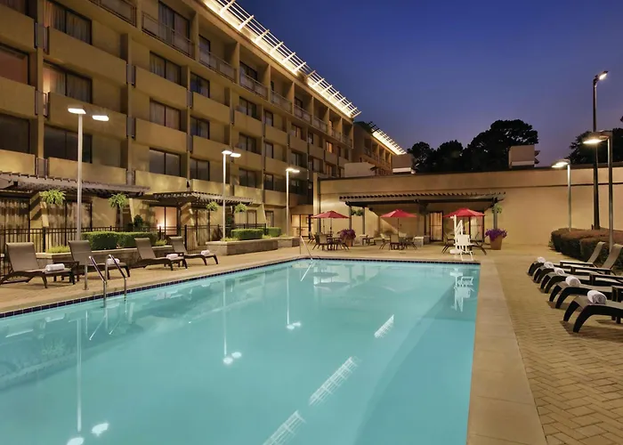Doubletree By Hilton Atlanta Northeast/Northlake