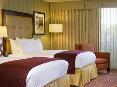 Doubletree By Hilton Atlanta Northeast/northlake Hotel
