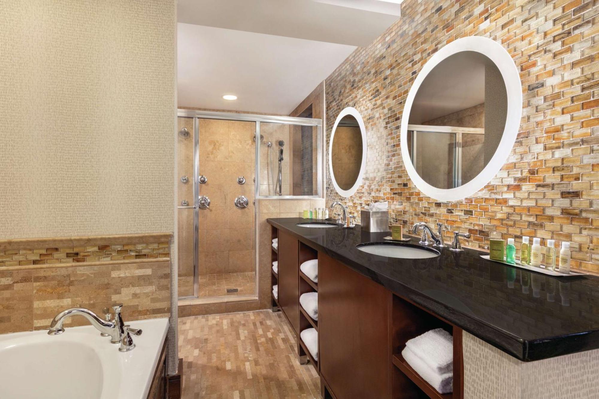 Doubletree By Hilton Atlanta Northeast/northlake 4*