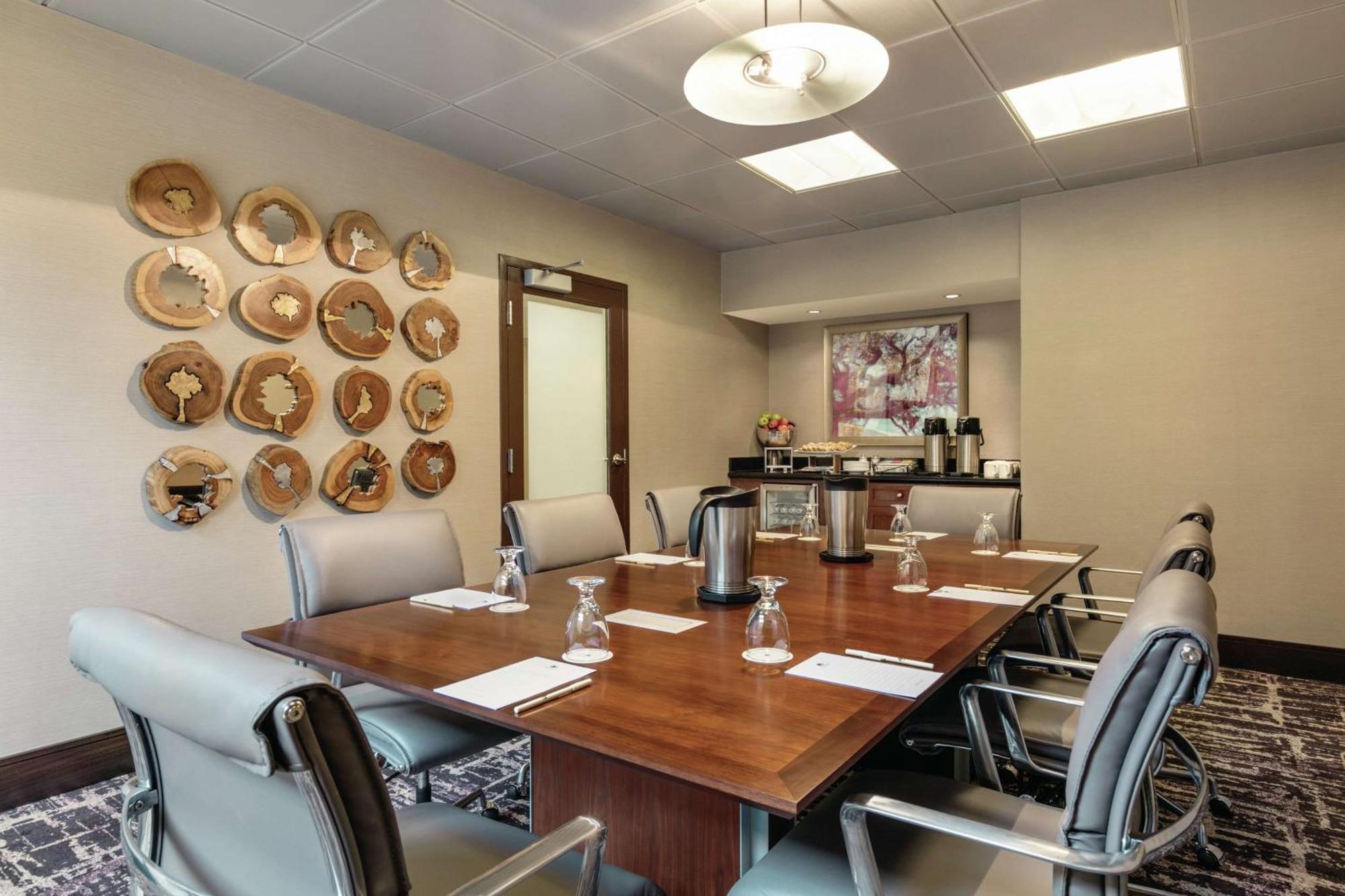 Doubletree By Hilton Atlanta Northeast/northlake Hotel 4*